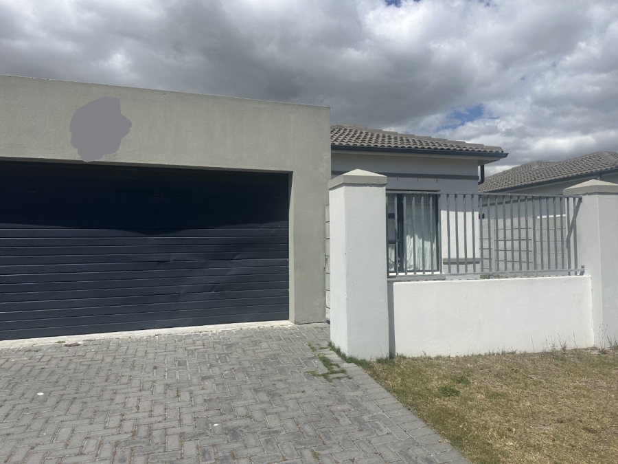 3 Bedroom Property for Sale in Table View Western Cape